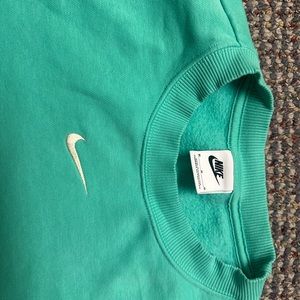 Nike Sportswear Phoenix Fleece
Women's Oversized Crew-Neck Sweatshirt